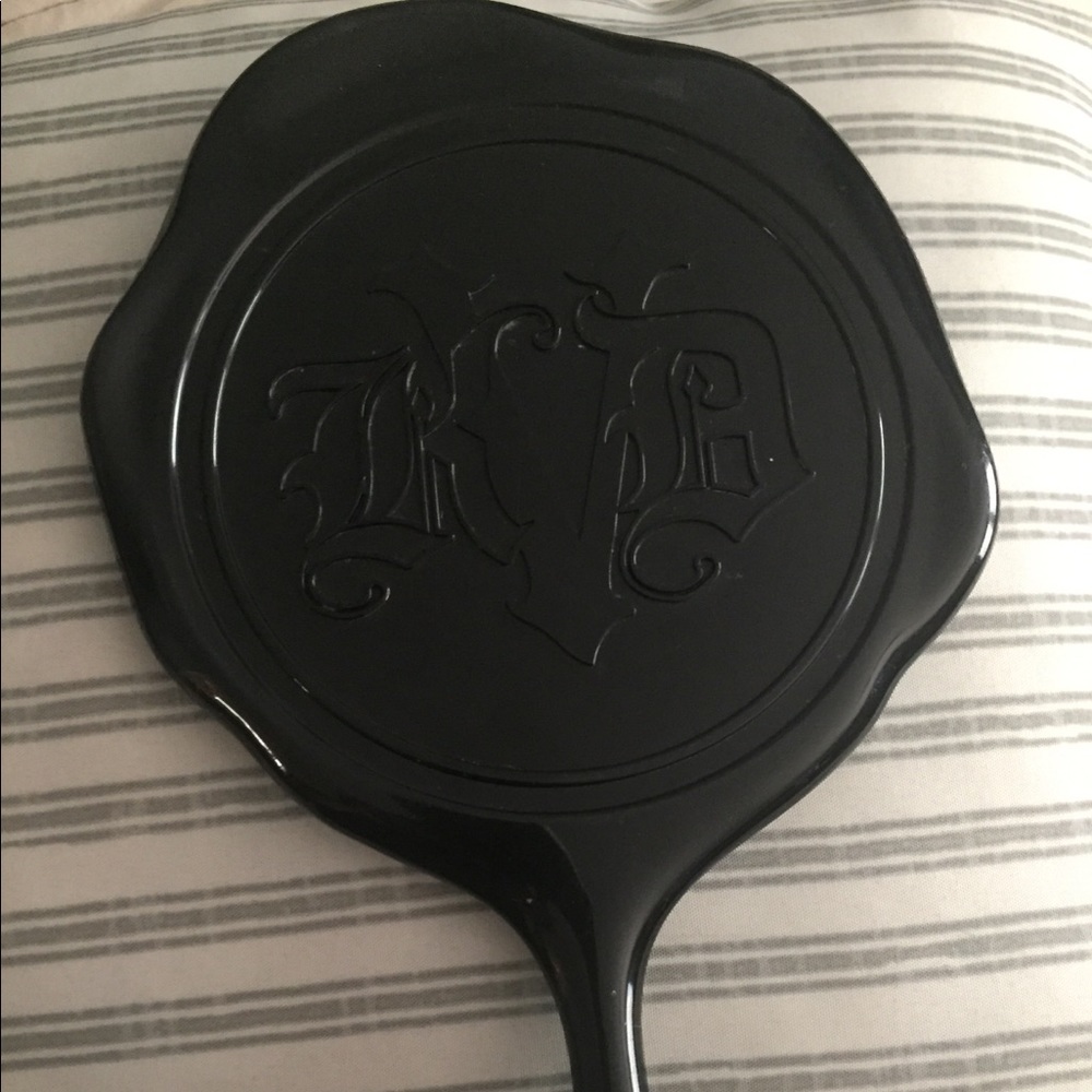 Kat von d mirror